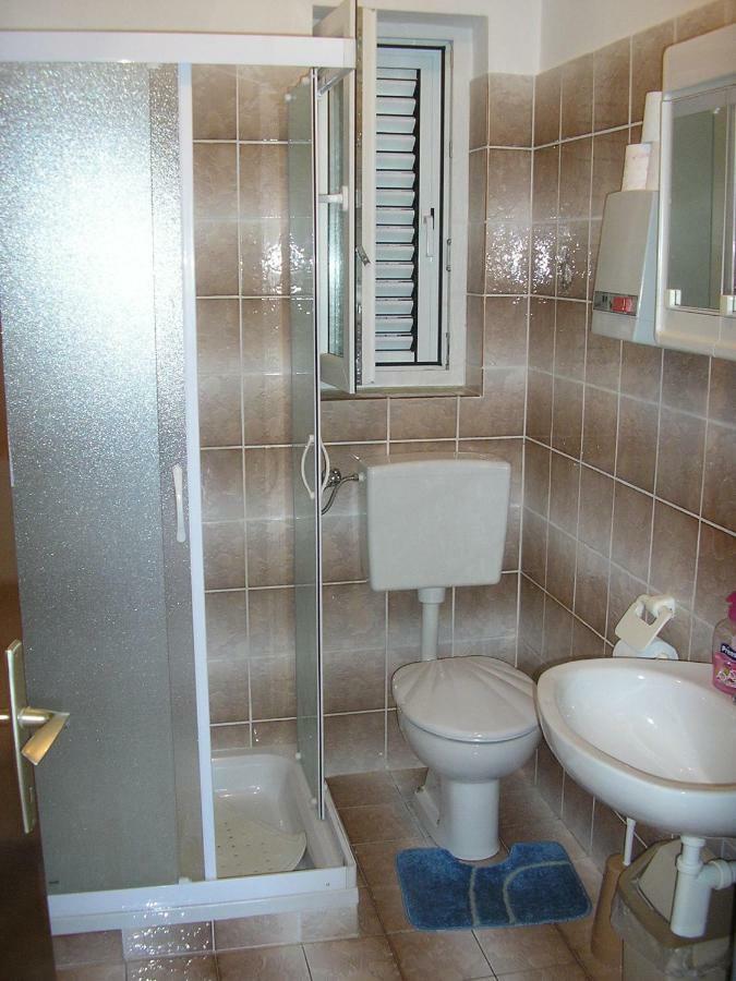 Apartmani Tariba Banjol ภายนอก รูปภาพ